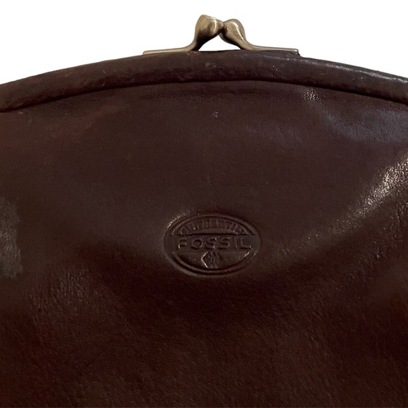 Fossil Brown Leather Purse - Picture 3 of 8